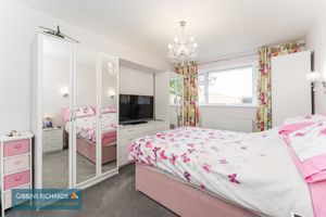 Bedroom- click for photo gallery